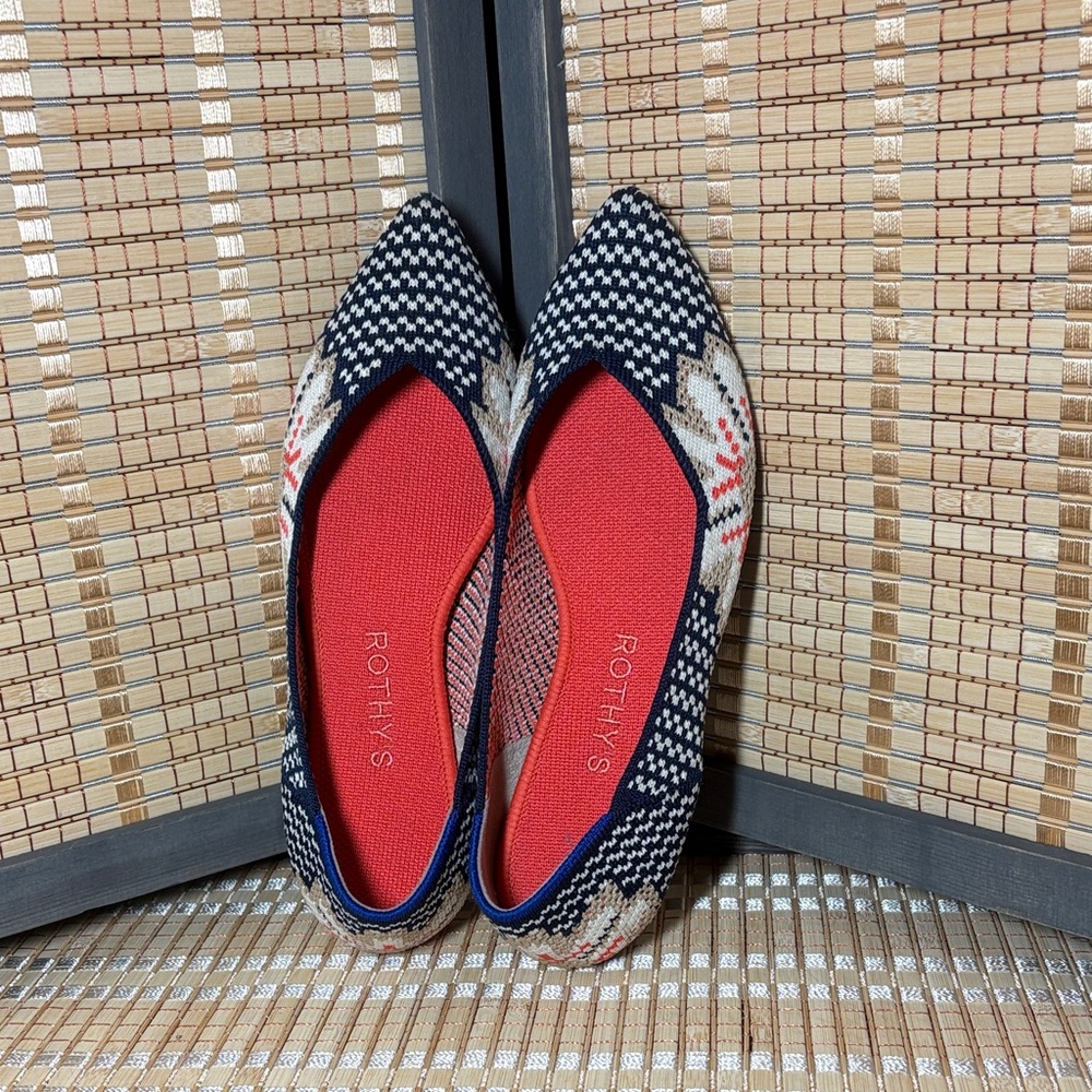 Rothy's Women's The Point Lotus Print Flats